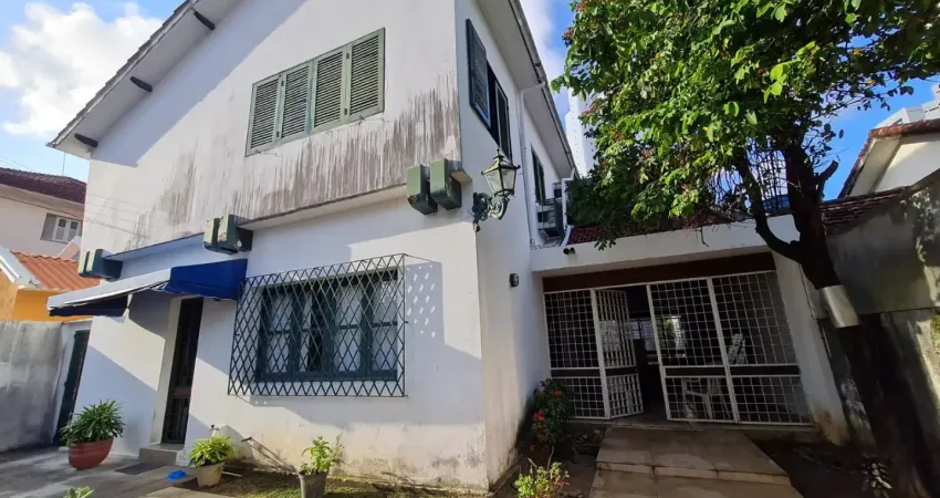 Casa com 3 quartos à venda na Rua Aníbal Falcão, 127, Graças, Recife