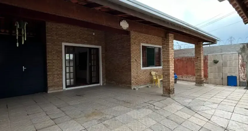 Linda casa com 3 quartos mais edícula oportunidade em caraguatatuba sp