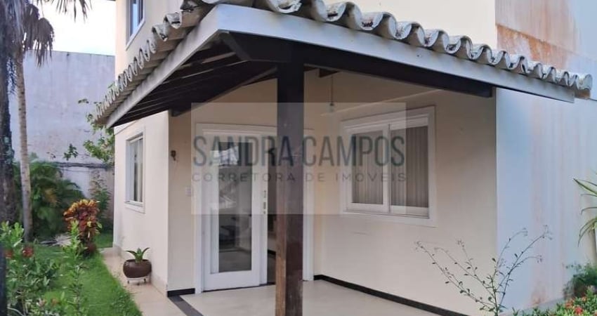 Casa com 4 quartos para alugar no Buraquinho, Lauro de Freitas 