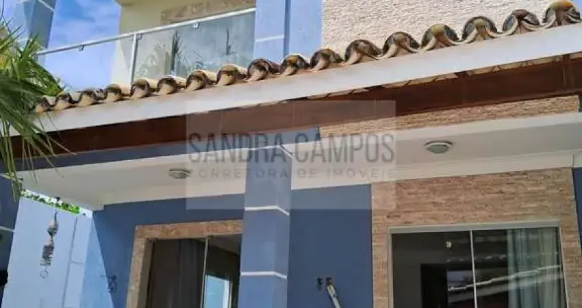 Casa solta com piscina no Miragem!!!