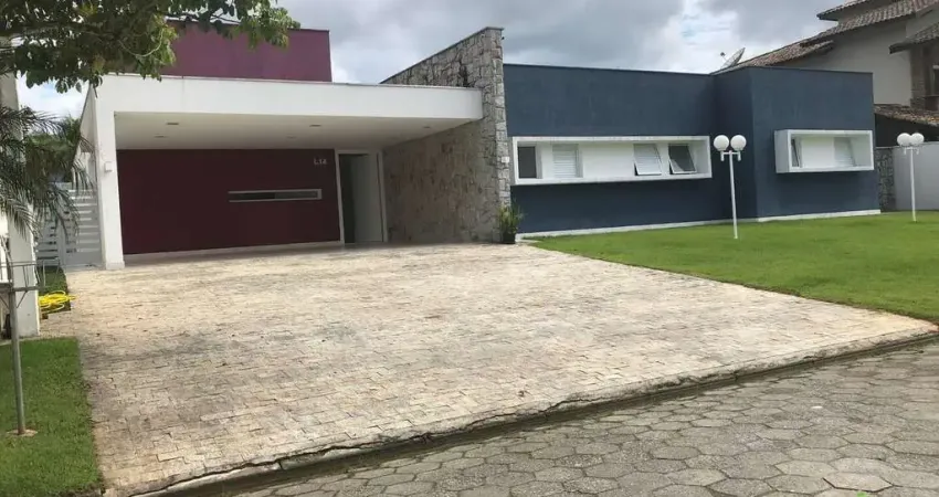CASA TÉRREA ALTO PADRÃO À VENDA: Morada da Praia, Bertioga-SP  5 quartos, 4 suítes, 3 salas, 6 banheiros, 4 vagas  468m²  ÓTIMA LOCALIZAÇÃO!