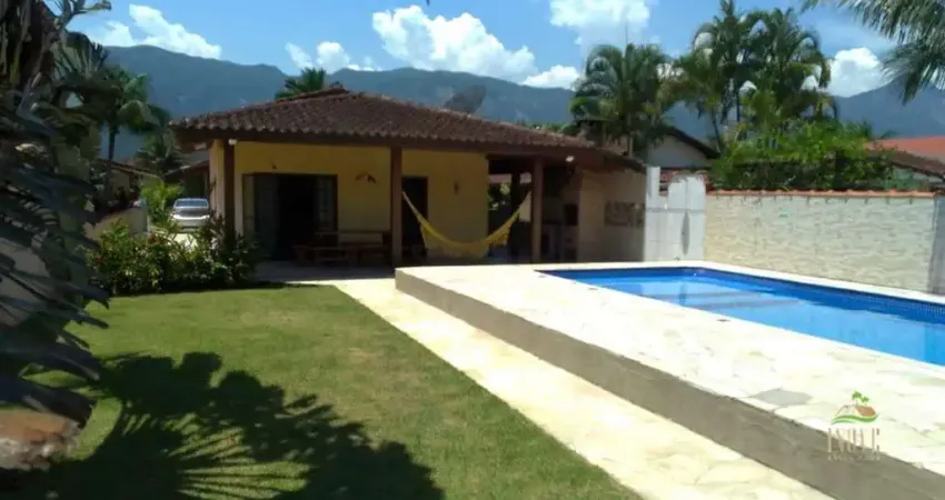 Casa em Condomínio de Luxo à Venda em Morada da Praia - Bertioga/SP: 3 Quartos, 1 Suíte, 2 Salas, 3 Banheiros, 4 Vagas de Garagem - 190m².