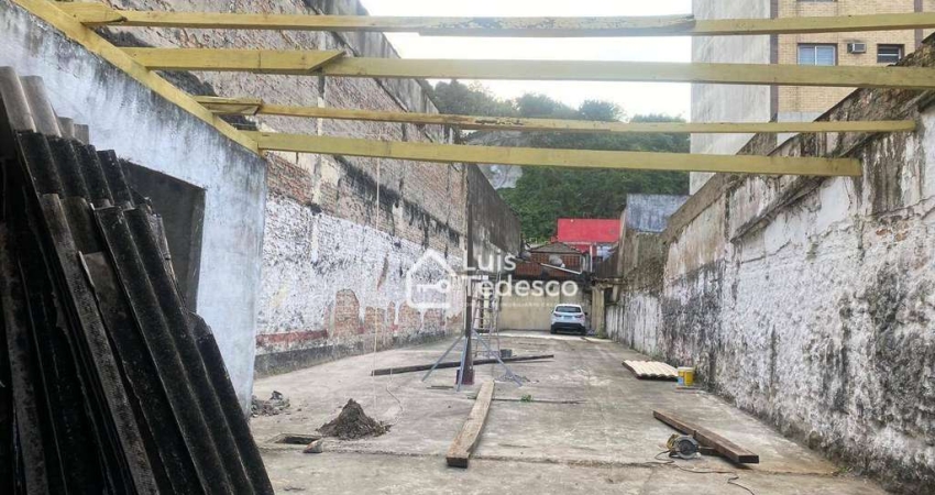 Terreno à venda, 339 m² por R$ 1.100.000 - Centro - Santos/SP