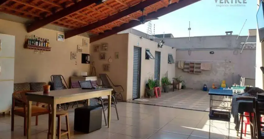 LINDA CASA VISTA BELA 2 DORMITÓRIOS