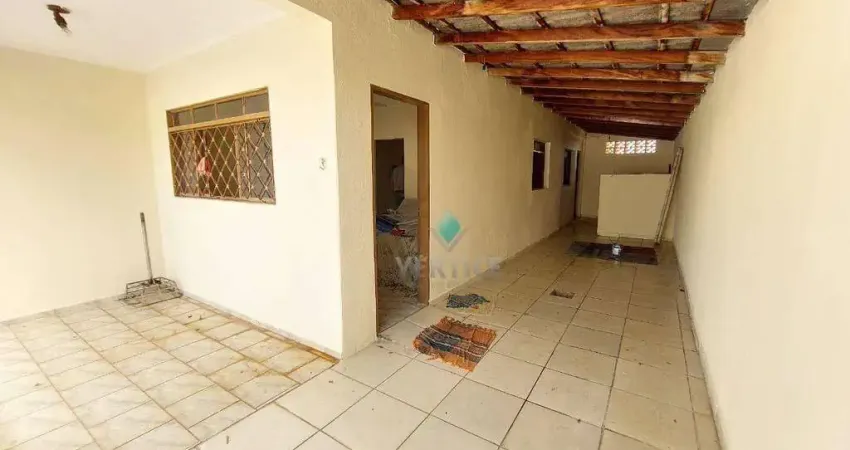 Casa com 2 quartos para alugar na Rua Professor José Felício Miziara, Jardim Nazareth, São José do Rio Preto