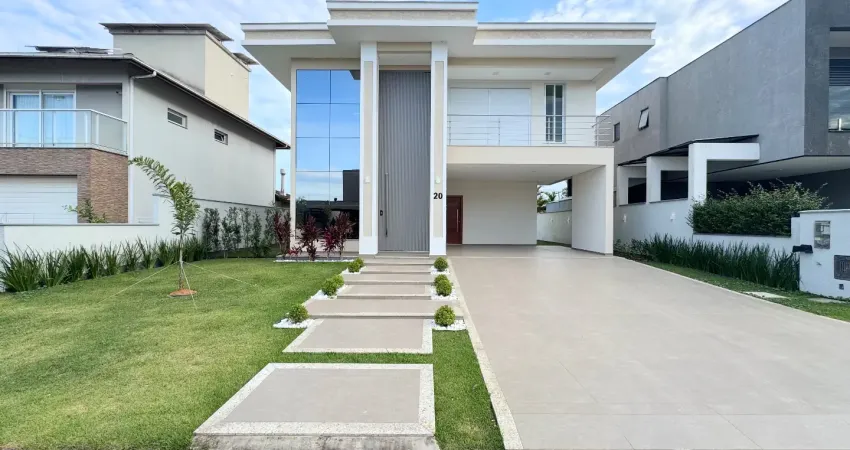 Casa semi mobiliada com 4 dormitórios e área de lazer completa no norte da ilha de florianópolis