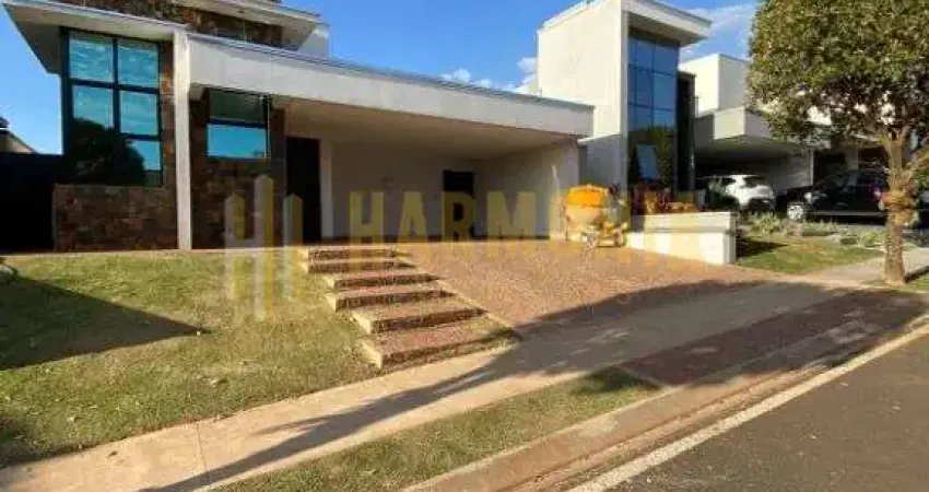 Linda casa terrea a venda construida no Condominio Quinta das Tipuanas