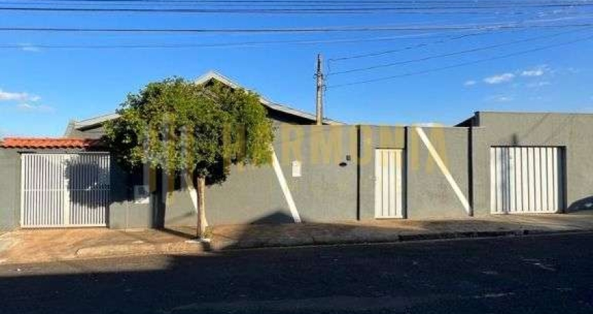 Linda casa terrea a venda no Carmo