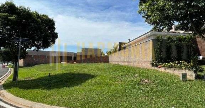 Otimo terreno a venda no Condominio Quinta Das Tipuanas