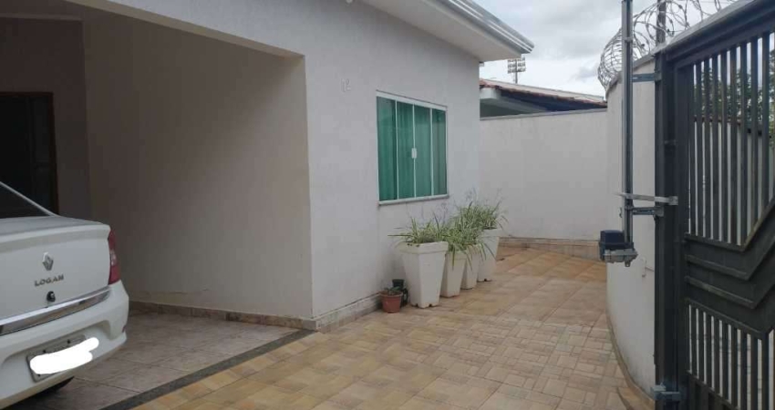 Casa com 3 quartos à venda no Jardim Botânico, Araraquara 