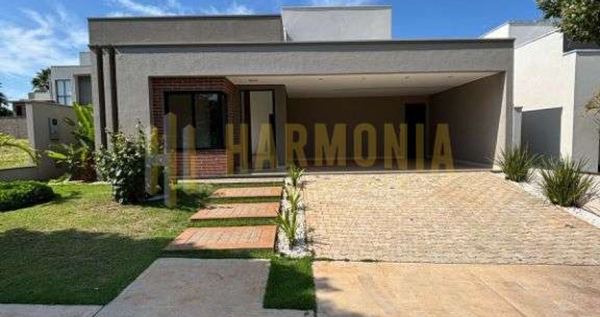 Linda Casa a venda Condominio Portal das Tipuanas