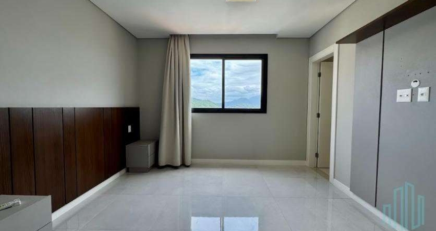 Apartamento com 3 quartos para alugar na Rua 3300, Centro, Balneário Camboriú