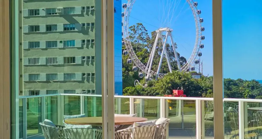 Apartamento no skyline vista mar e roda gigante em balneário camboriú