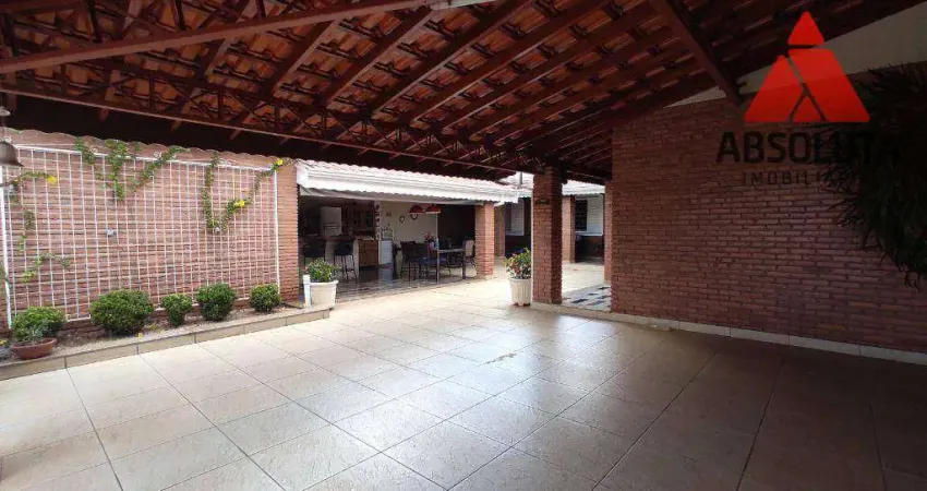 Casa com 3 dormitórios à venda, 240 m² por R$ 990.000,00 - Parque Novo Mundo - Americana/SP
