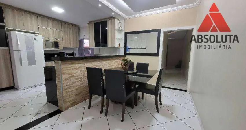 Casa com 3 dormitórios à venda, 195 m² por R$ 550.000,00 - Parque Nova Carioba - Americana/SP