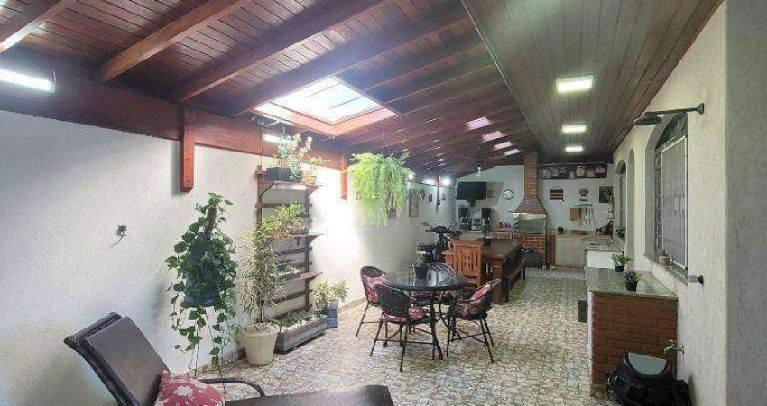 Casa com 3 dormitórios à venda, 308 m² por R$ 650.000,00 - Antônio Zanaga I - Americana/SP