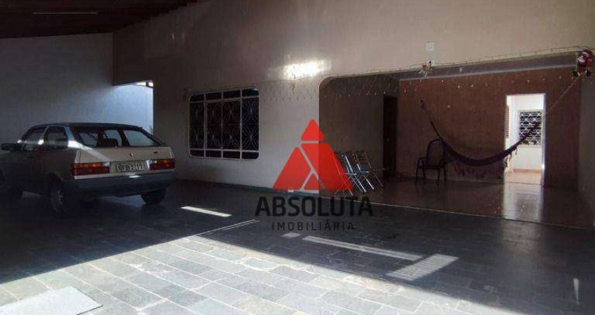 Casa com 3 dormitórios à venda, 212 m² por R$ 555.000,00 - Parque Gramado - Americana/SP
