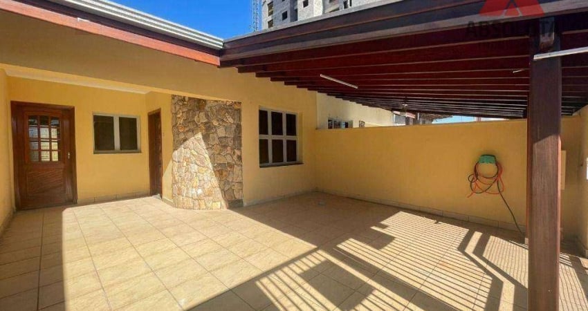 Casa com 3 dormitórios para alugar, 100 m² por R$ 2.500/mês - Vila Omar - Americana/SP