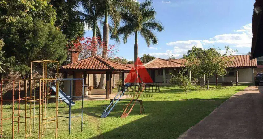 Chácara para locação residencial 3 quartos, sala cozinha e uma edicula ao fundo em nova odessa/sp