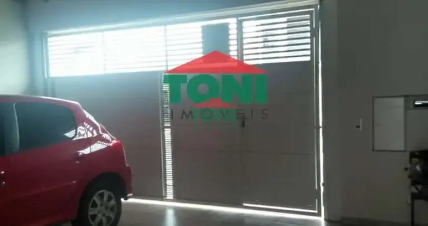 Imperdível: Casa à venda em Salto-SP, Jardim Celani - 3 quartos, 1 suíte, 1 sala, 2 banheiros, 2 vagas de garagem, 106,89 m²