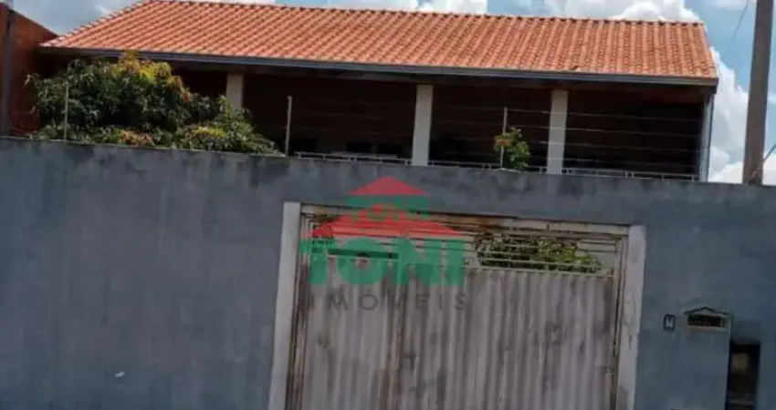 Imperdível oportunidade: Casa à venda em Salto-SP, Jardim Guarujá, 2 quartos, 1 suíte, 2 salas, 2 vagas de garagem, 230m²