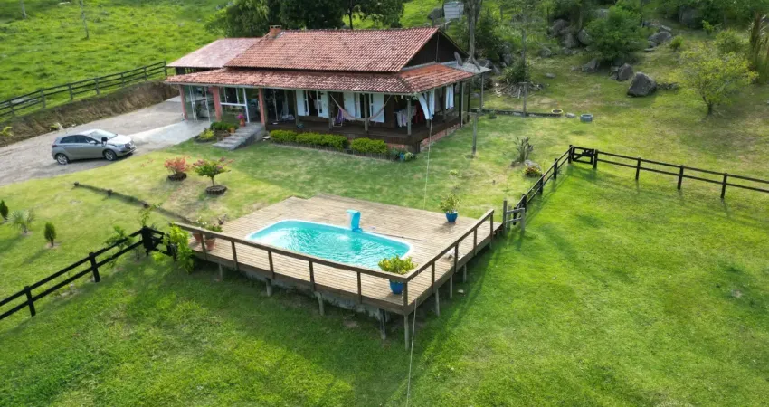 Lindo Sítio à venda no bairro Ribeirão Pequeno, em Laguna/SC