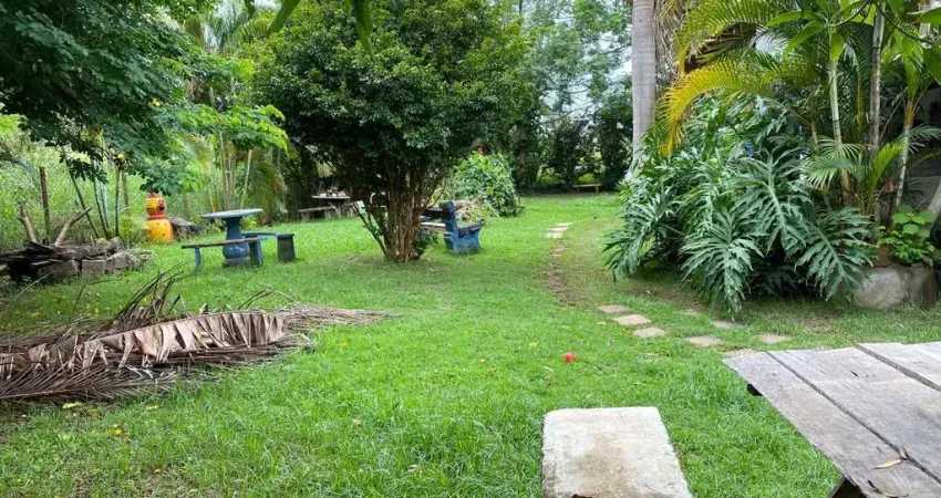 Chácara para Venda em Caçapava, Piedade, 2 dormitórios, 1 suíte, 1 banheiro, 2 vagas