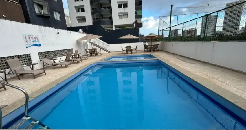Apartamento Dois Quartos para Venda no Caminho das Árvores