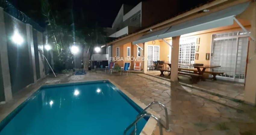 Casa com 3 quartos à venda na AVENIDA ANHANGUERA, 1, 1, Alto da Boa Vista, Ribeirão Preto