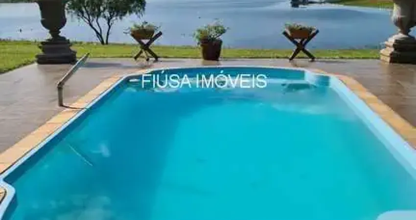 Chácara / sítio com 4 quartos à venda na R, 1, 1, Zona Rural, Delfinópolis
