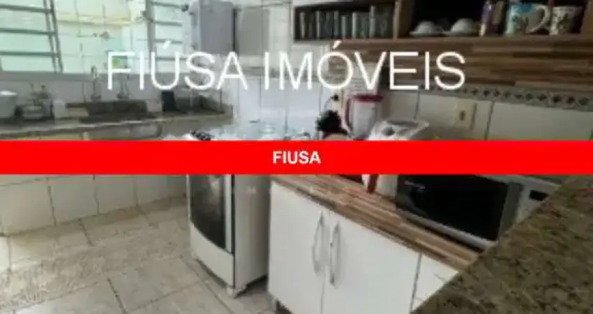 Casa com 3 quartos à venda na R,, 1, Centro, Ribeirão Preto