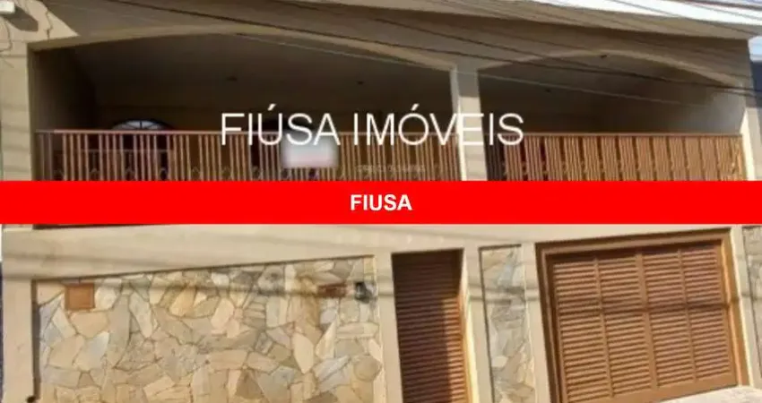 Casa com 3 quartos à venda na R,, 1, Centro, Ribeirão Preto