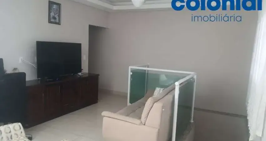 SOBRADO TOTALMENTE REFORMADO COM 3 DORMITÓRIOS, COM 2 VAGAS, 120M², NA BELA VISTA.BELA VISTA, JUNDIAÍ.