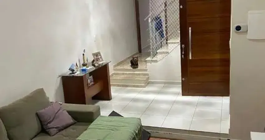 SOBRADO COM 3 QUARTOS/1 SUÍTE MASTER, ÁREA GOURMET E BANHEIRA SPA.