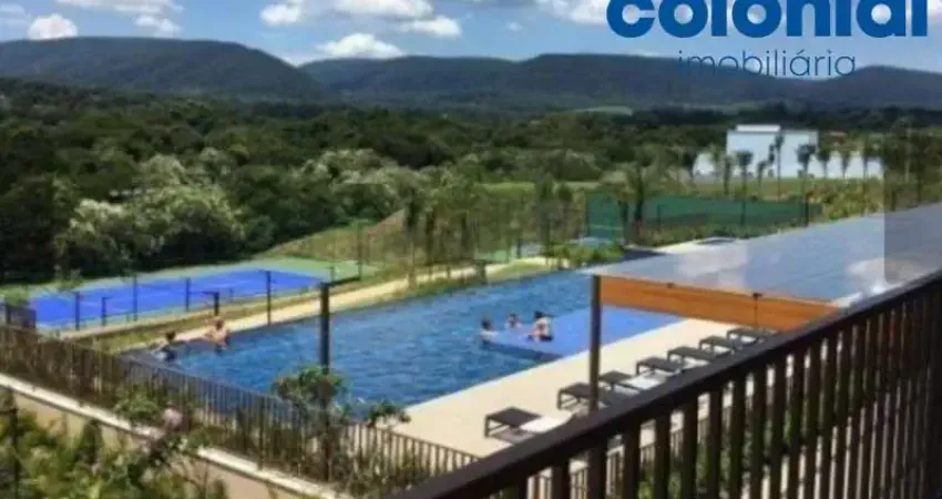 Terreno plano de esquina com 1108m em Condomínio de alto padrão com lazer completo próximo a Serra do Japi