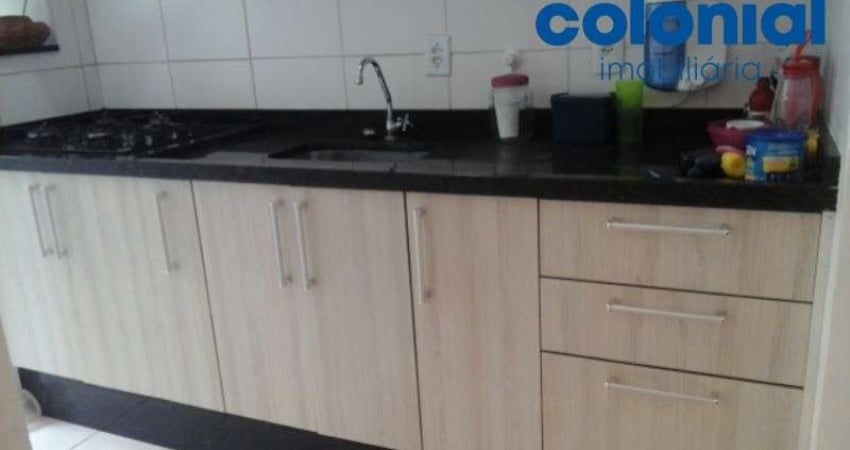 APARTAMENTO 2 QUARTOS, SALA COM SACADA, PISCINA E SEGURANÇA