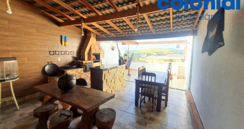Casa à venda no Parque Internacional, Campo Limpo Paulista-SP, 3 quartos, 1 suíte, 2 salas, 2 banheiros, 3 vagas de garagem, 236m².