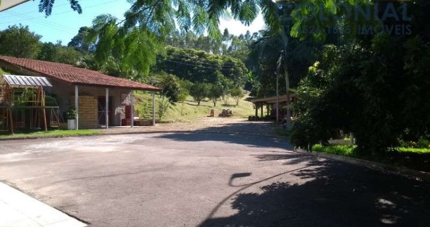 Venda de Sítio de Luxo em Jundiaí-SP na Chácara Maltoni: 3 Quartos, 1 Sala, 1 Banheiro em 55.000m² de Área