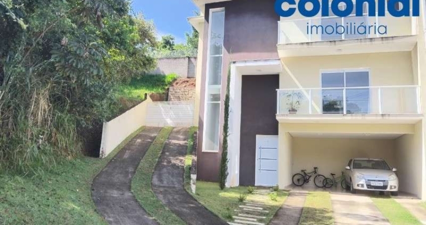 SOBRADO COM 3 DORMITÓRIOS, SENDO 1 SUÍTE, PISCINA, EDÍCULA EM CONDOMÍNIO FECHADO.CHÁCARAS ARACARY, VÁRZEA PAULISTA.