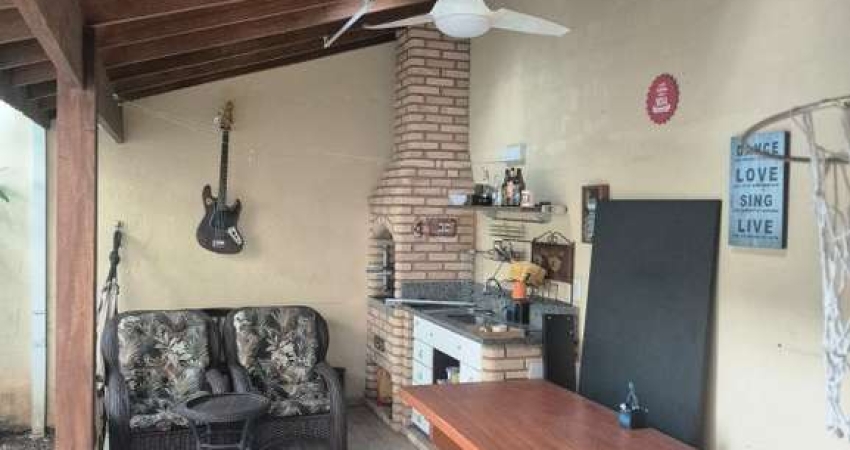 Casa em Condomínio de Luxo na Ponte São João, Jundiaí-SP: 3 quartos, 1 suíte, 1 sala, 3 banheiros, 2 vagas - 179m².