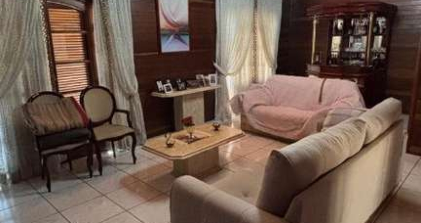 CASA AMPLA TÉRREA COM 3 DORMITÓRIOS, SENDO 1 SUÍTE COM CLOSET, COM 6 VAGAS, JARDIM DE INVERNO.PARQUE SÃO LUIZ, JUNDIAÍ.