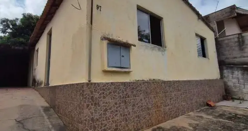 Casa para reforma com 2 quartos na vila esperança em jundiaí, terreno 250 metros