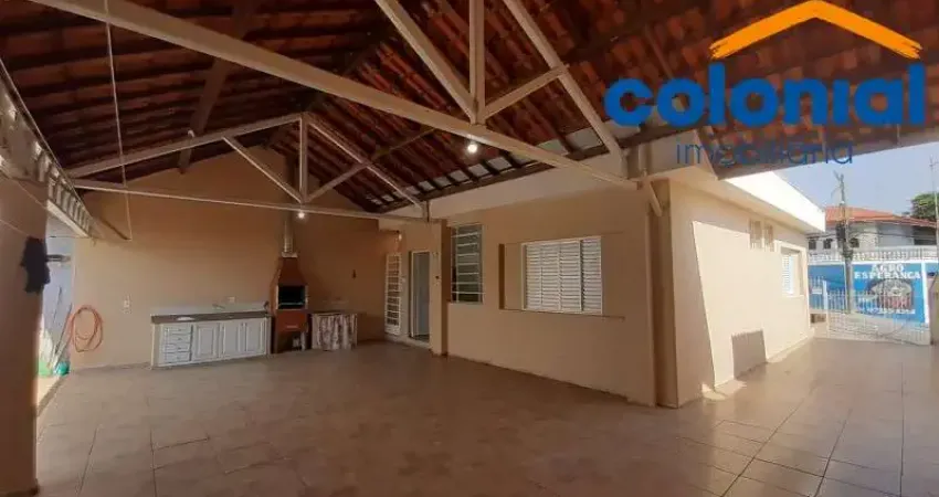 Casa térrea com 2 quartos com churrasqueira e barracão na vila esperança em jundiaí