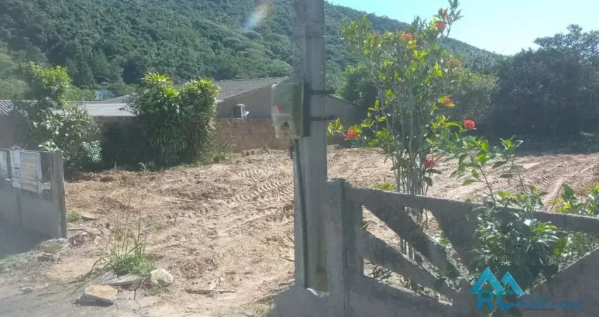 Terreno à venda na Antônio Oleiro, Vila Nova, Imbituba