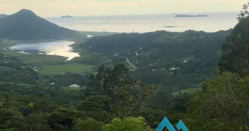 Terreno à venda na Comunidade do Macacu, 192, Macacu, Garopaba