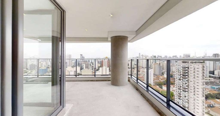 Vendo espaçoso apartamento de 230,90 m² dispõe de 4 suítes.