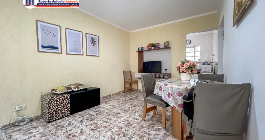 Apartamento amplo  andar Térreo , perto da Praia