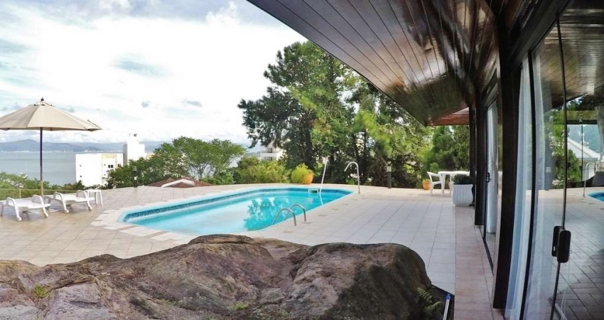 Casa com 4 quartos à venda na Rua Jornalista Narbal Villela, 220, João Paulo, Florianópolis