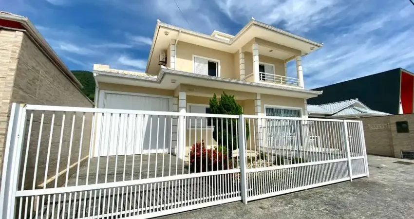 Casa com 4 quartos à venda na Rua Arcanjo Cândido da Silva, 3856, Praia de Fora, Palhoça