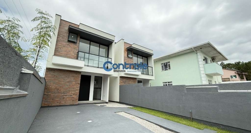Casa com 3 quartos à venda na Rua Hamilton Ferreira, 254, Areias, São José